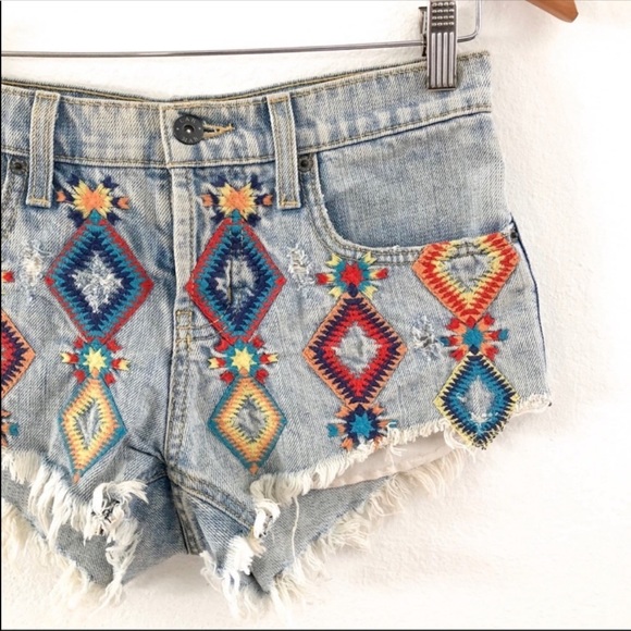 Carmar Tribal Embroidered Distressed Frayed Shorts - Picture 5 of 7